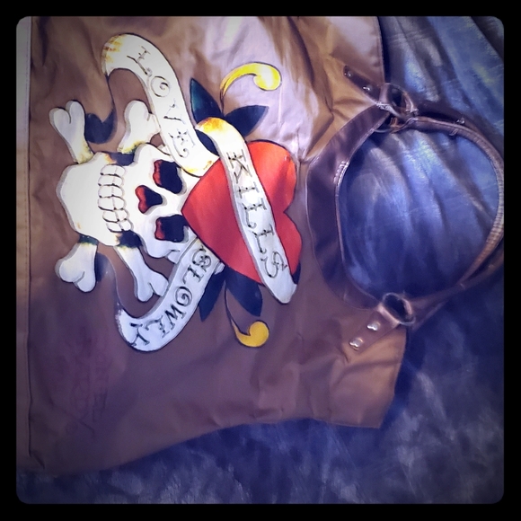 Tote - Picture 1 of 1